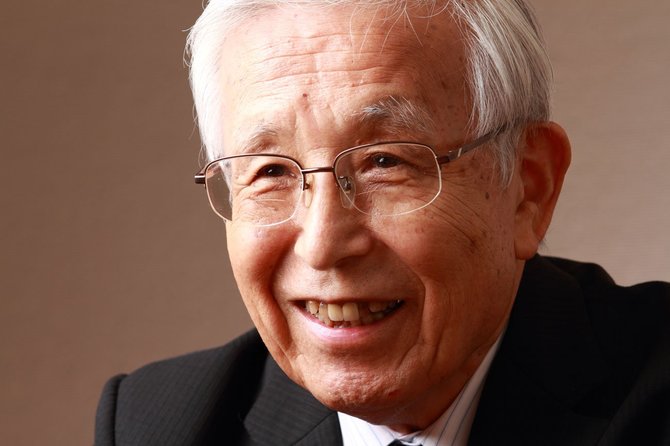 加藤隆俊氏