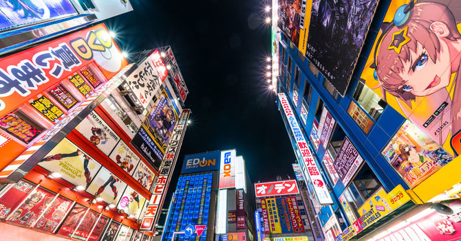 秋葉原の電気街