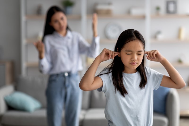「なぜ学校に行けないの?」と不登校の子に問い詰めてはいけない理由