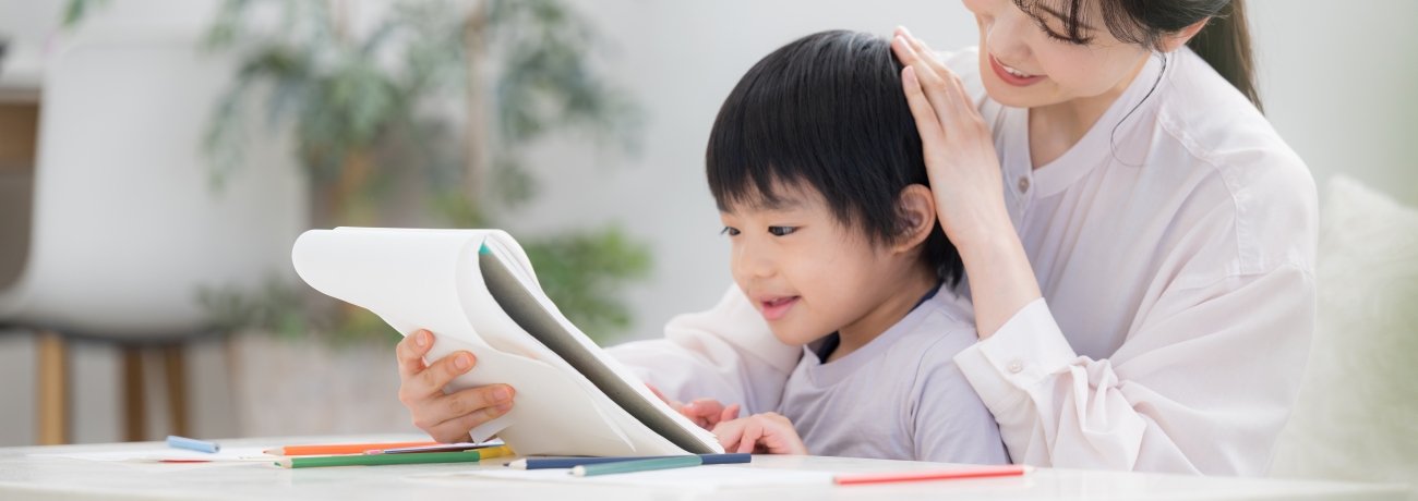 ほめ上手な親とほめるのが下手な親の「子どもへの声かけ」、決定的な1つの違いとは？