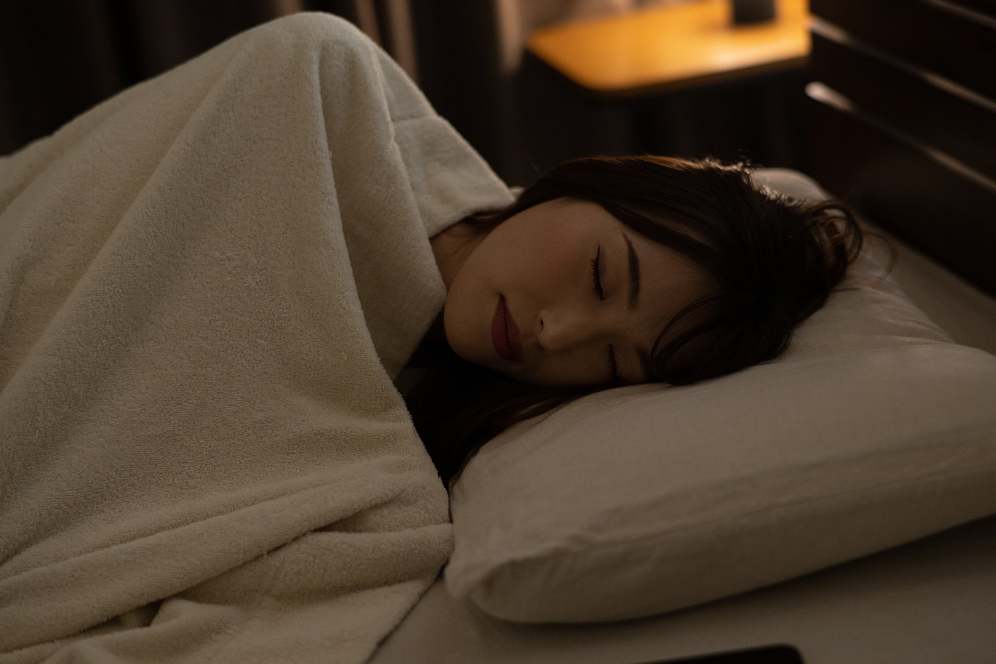 睡眠薬がいらなくなった人も…「快眠できるストレッチ」は誰でも簡単!?