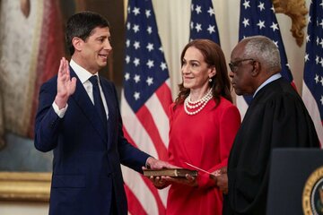 ウォーシュFRB議長、利下げ迫る政権と問われる独立性