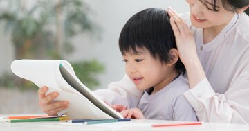 ほめ上手な親とほめるのが下手な親の「子どもへの声かけ」、決定的な1つの違いとは？
