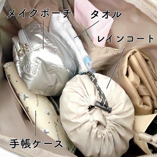「リュックより使いやすい」無印良品の“財布が出しやすいバッグ”2WAYで使えて天才…！「外ポケットが快適」「軽くて肩に負担がかかりません」