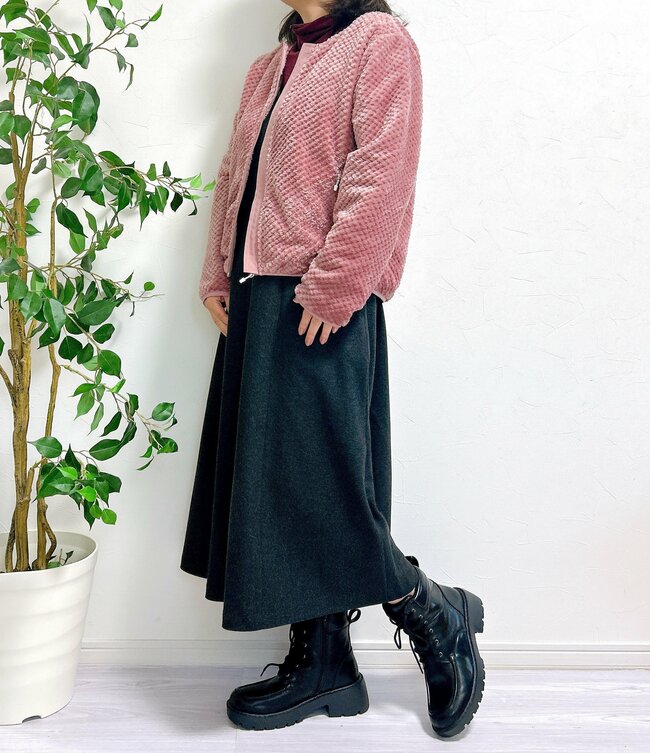 「北国でも十分暖かい」ワークマンの“1900円カーディガン”が冬の正解すぎた!「3回ほどリピート購入」「軽くて柔らかい」