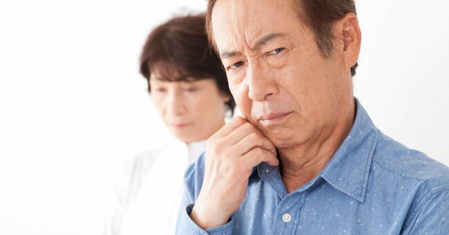 老夫婦がモバイルオーダーを使えずに外国人店員にブチギレ→何と言って場を収める?