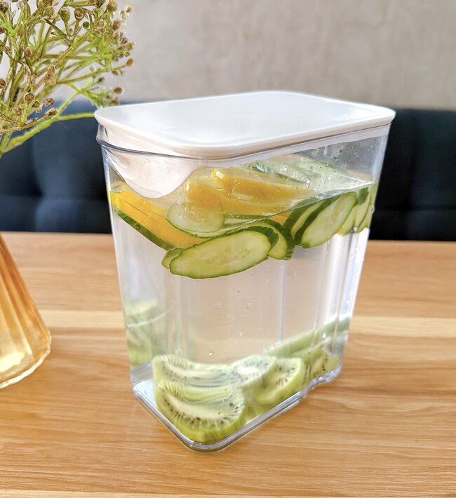 麦茶作りがめっちゃラクに…！カインズの“冷蔵庫の棚に置けるボトル”が洗いやすくて天才！「まさに探していた物」「2個目を買いに行きました」