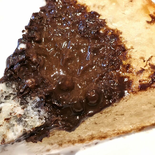 「一生食える」「大満足ですわ」コメダ珈琲×国民的お菓子の“コラボスイーツ”幸福感がスゴいんです!「食べてる間ニヤニヤが止まらなかった」