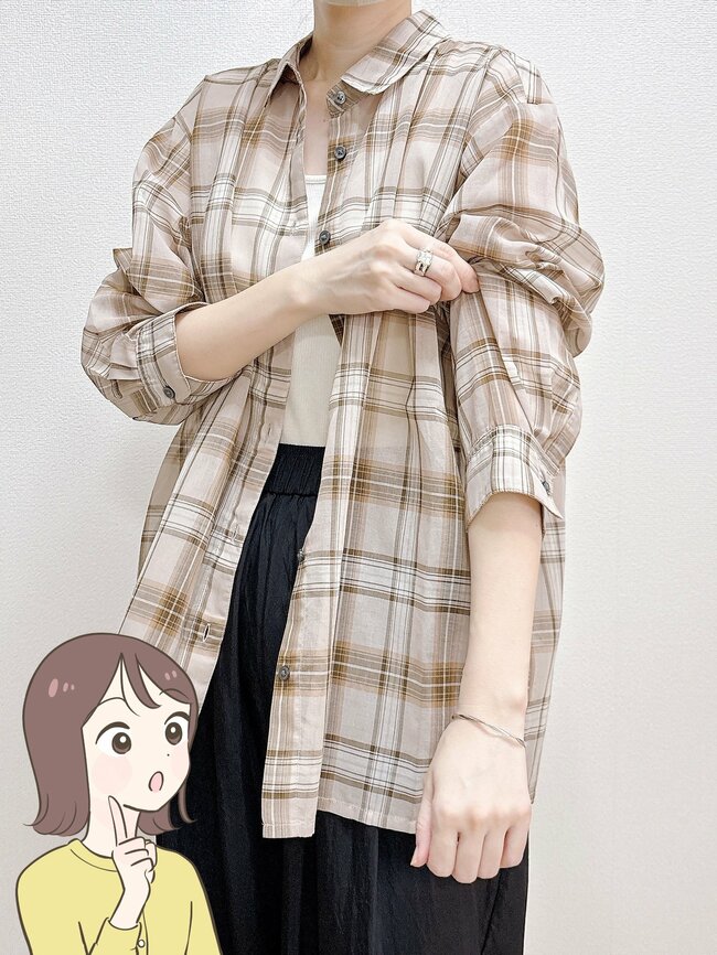 サッと羽織るだけでカワイイ！無印良品の“ふんわりシャツ”お尻まですっぽり隠せて優秀！「色違いも購入したい」「コスパ優秀な商品です」《購入レビュー》