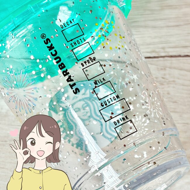 【スタバ】「つい買っちゃった」「花火柄かわいい」夏限定の“夜空みたいなミニカップ＆ポーチ”ドリンク券付きで嬉しすぎる！《購入レビュー》
