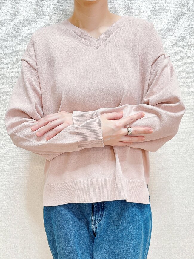 「いっきに3色買いました」「どんなボトムスにも合う」グローバルワークの“ゆったり春ニット”が毎日着たくなる快適さ！「買ってよかったです」