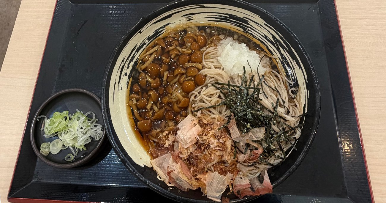 ゆで太郎の冷やしなめこおろしそば
