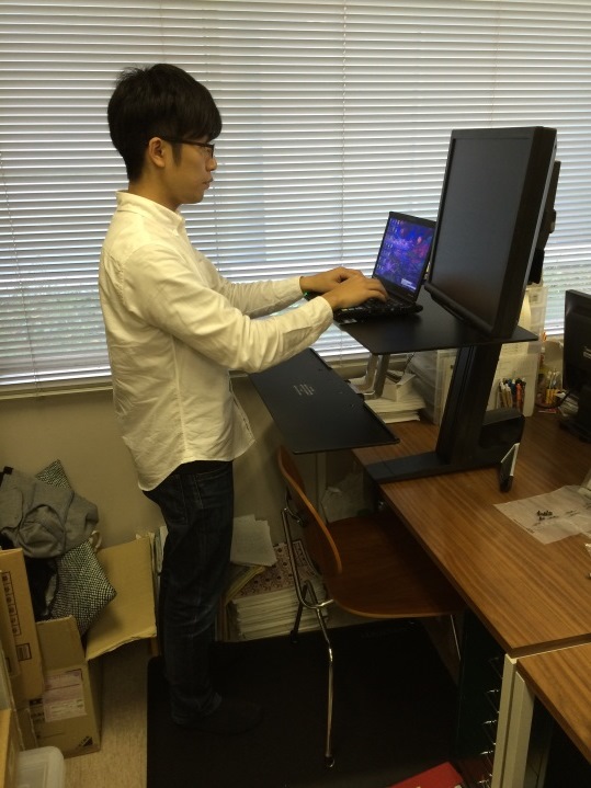 グーグルもフェイスブックも導入、<br />立って働くほうが疲れず生産性も上がる理由