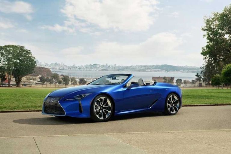 LEXUS