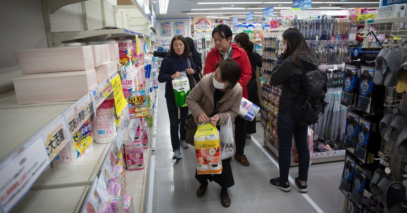 コロナで変わる流通の未来 ドラッグストアのコンビニ化 百貨店の危機 News Amp Analysis ダイヤモンド オンライン