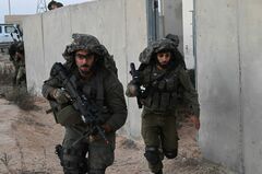 イスラエル軍、「リトルガザ」で市街戦に備える