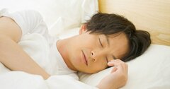 【精神科医が教える】つい、やってしまう人は注意！ 最近、怒りっぽくなったと感じるのは、脳の機能低下を招く寝る前の習慣のせいかも