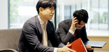 「声がけできない…」悩む社員6割の衝撃。オンライン業務で崩れた“職場のつながり”はどう取り戻す?【最新調査】