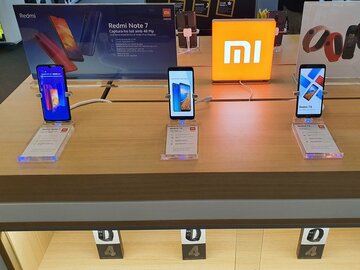 スマホシェア2大巨頭に迫れるか!? シャオミやOPPOが人気のバルセロナ家電量販店