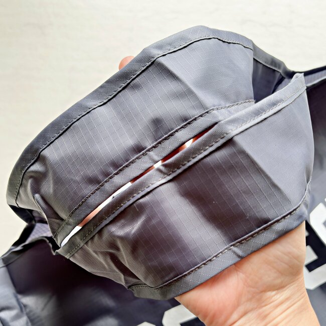 お米袋を入れてもやぶれない！3COINSの“30kg入る大容量エコバッグ”が頼もしい！「しっかりしてる」「コンパクトだし持ち運びにも便利」