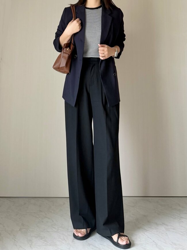 二の腕カバーの天才かも…！しまむらの「1089円トップス」がオンオフ着回せて何枚も欲しくなる！