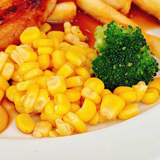 「ほぼ毎回注文」「大好きなメニュー」ロイヤルホストの“平日限定ランチ”満足感がえげつない…!「ロイホはこれしか食べない」