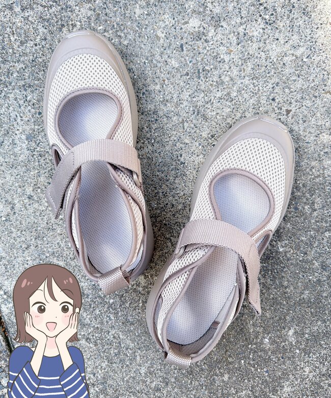 「1万歩ほど歩いても疲れにくい!」無印良品の“スニーカーみたいなサンダル”が快適すぎる…!「軽くて履きやすい」「メッシュなので涼しい」