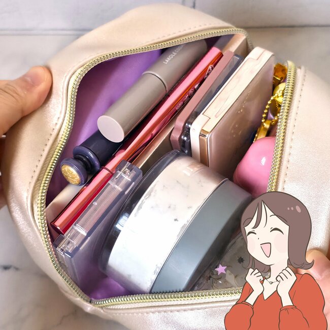 「めちゃめちゃ綺麗」「店頭で一目惚れ！」コージーコーナーの“バレンタイン限定ポーチ”たっぷりお菓子が詰まっててコスパ凄すぎる！「乙女心をくすぐられたよ」