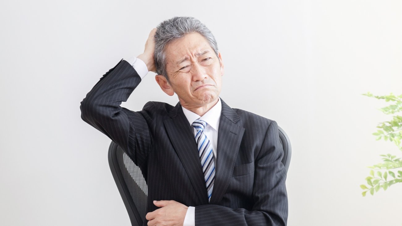 職場の「バカなヤツ」がなぜか評価される理由<最短出世中・現役メガバンカーが教える>