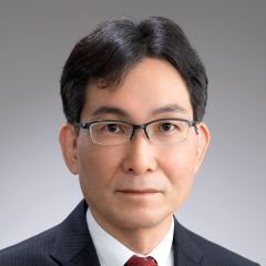 中間昭登