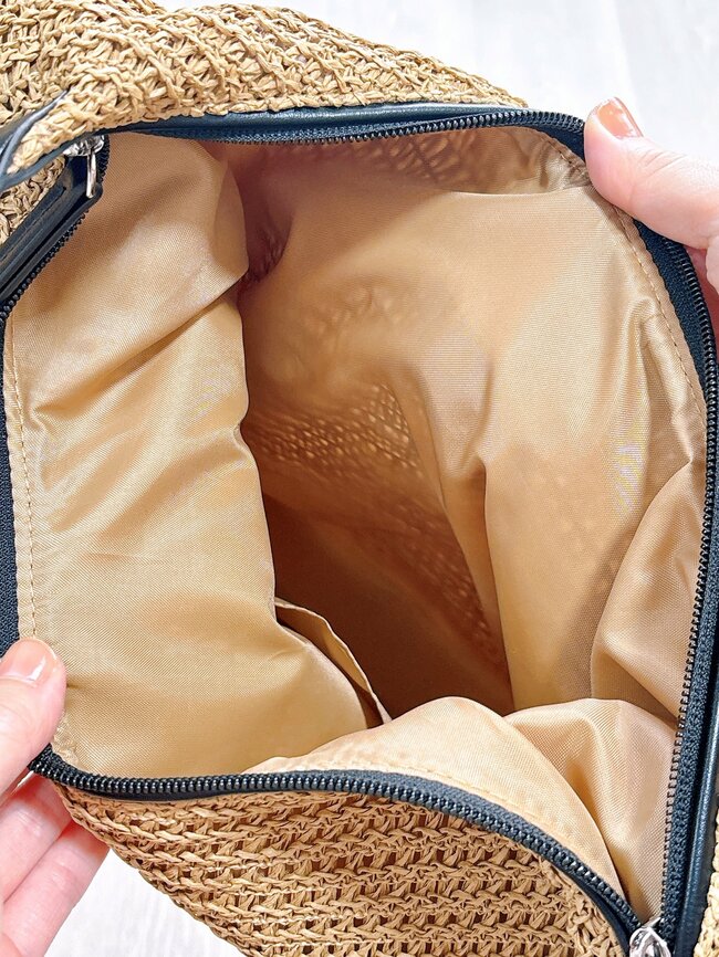 「高見え商品です」「荷物がたくさん入る」GUの“2990円バッグが”オシャレな上に大容量！「50代でもラフすぎずに持てそう」《購入レビュー》