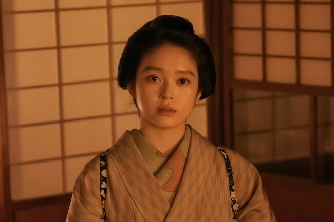 張り詰めた空気が一変!岡部たかしのおどける演技に「見習うべき家族の姿」を見た〈ばけばけ第102回〉