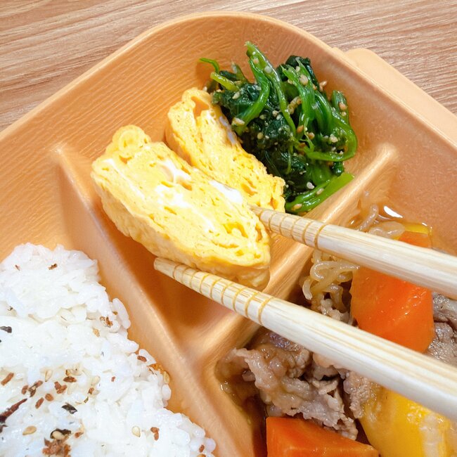 家族分買えばよかったと後悔。セリアの「カフェみたいなプレート」毎日出番が止まらない!《購入レビュー》