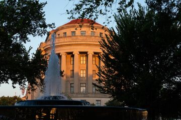 米職場でのAI利用どうなる　企業と労組にらみ合い