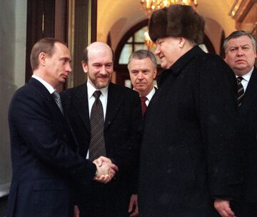 賭けを好むプーチン氏、次の大勝負に出るのか