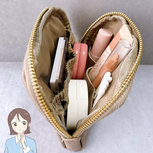 【3COINS】カードが60枚も入った！ガバッと開く「ぺたんこポーチ」小物をスッキリ持ち歩けて大助かり！《購入レビュー》