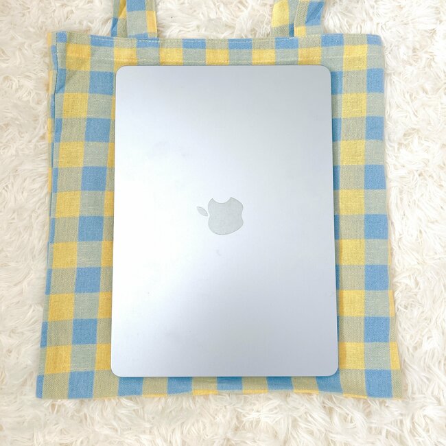 フランフランに売ってそう…！セリアの「おしゃれトートバッグ」が110円とは思えない可愛さ！コンパクトだけど意外と大容量で嬉しい！