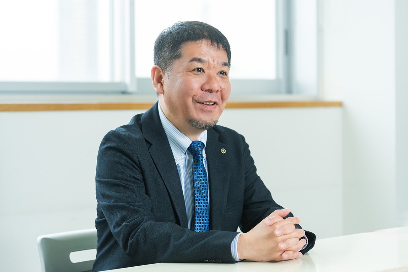 システム刷新で出荷処理時間が1時間超から5分に短縮。医薬品の安定供給を支える、現場を熟知したパートナー