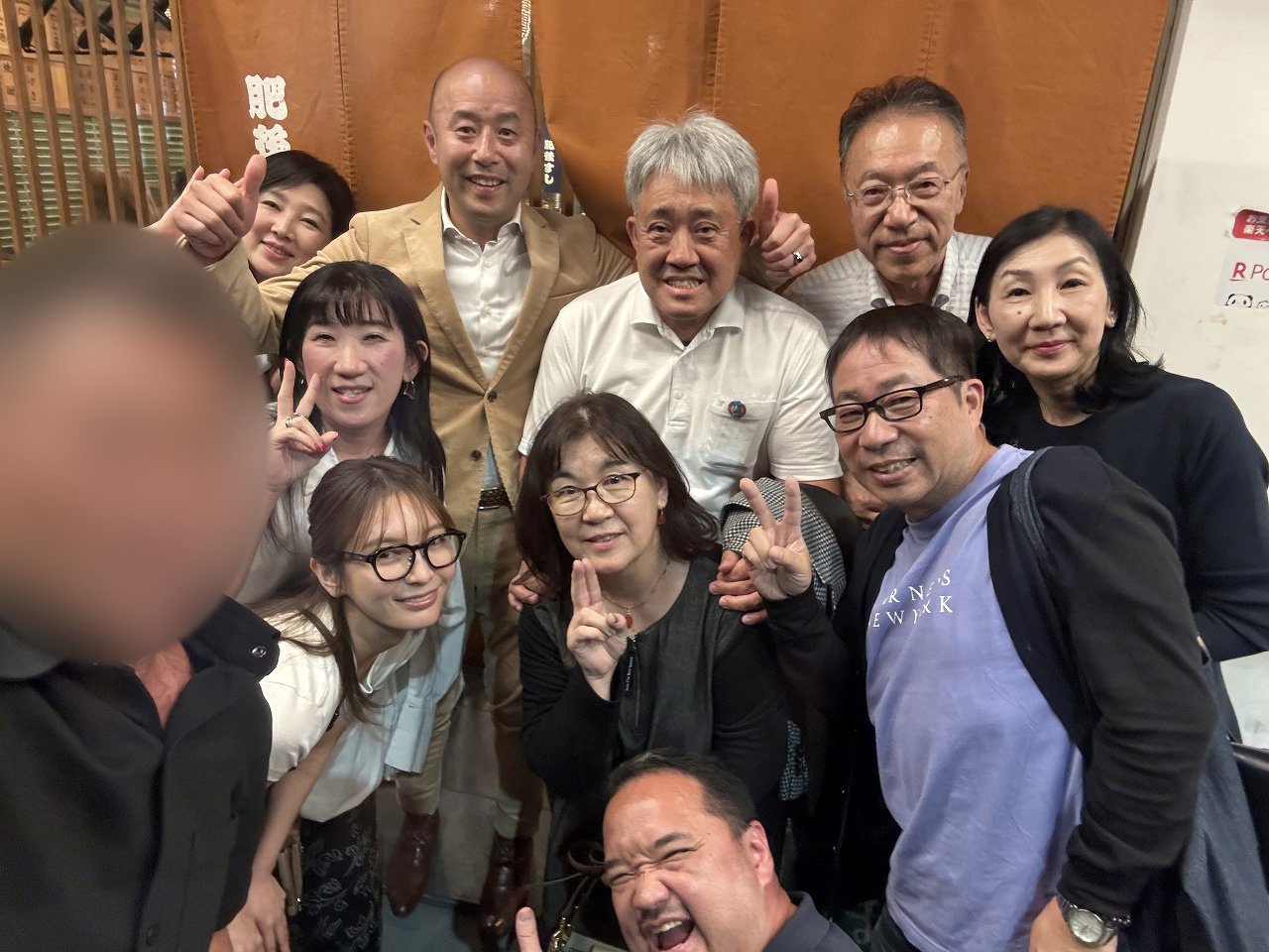 レース後に訪れた、河村さんの実家の寿司店での一枚
