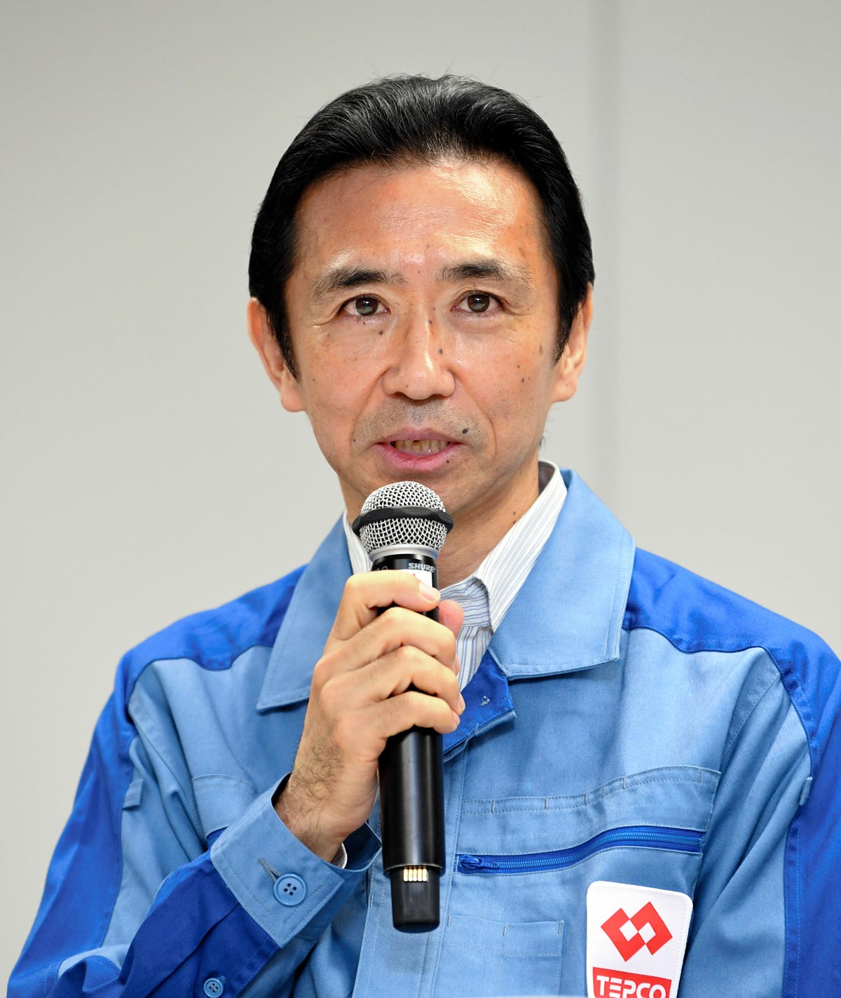 台風15号による停電状況について説明する東電PGの金子禎則社長
