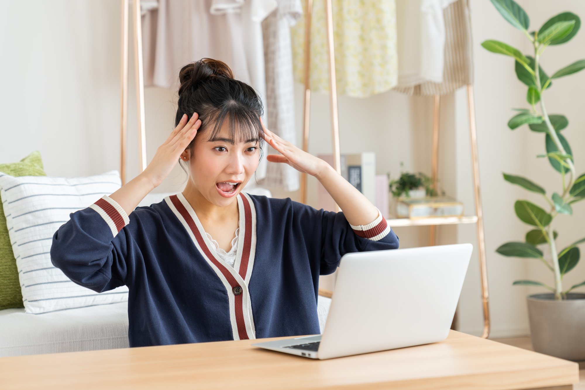 【こんなの無理】就活のESの質問が恐ろしく難しくなった!驚き事例と思わぬ余波