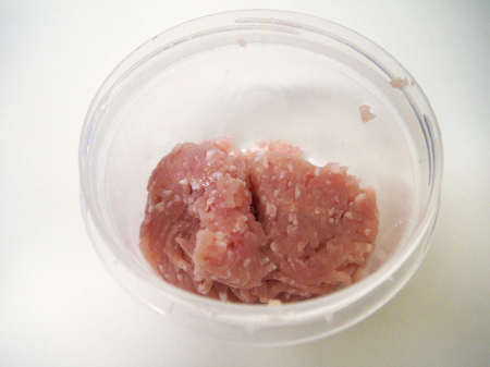 今晩の小鍋レシピ!鶏ひき肉のかき玉鍋!<br />小鍋は帰宅時間バラバラの家族にも超便利!