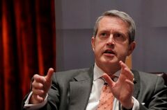 FRBストレステスト結果公表、自社株買い再開を容認