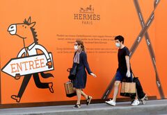 業績好調のエルメス、他ブランドも追随するか