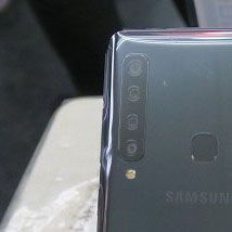 4眼カメラスマホ！ 「Galaxy A9」に8GBメモリーの上位版
