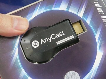 スマホの画面をTVに出せる初代Chromecastのようなワイヤレスアダプター