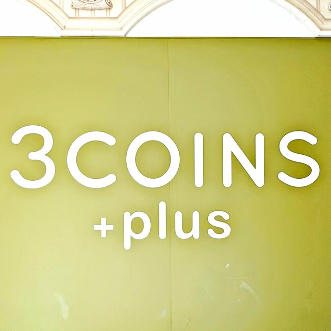 カードや診察券が27枚入った…！3COINSの「ガバッと開くミニ財布」小銭が取り出しやすくて嬉しい！《購入レビュー》
