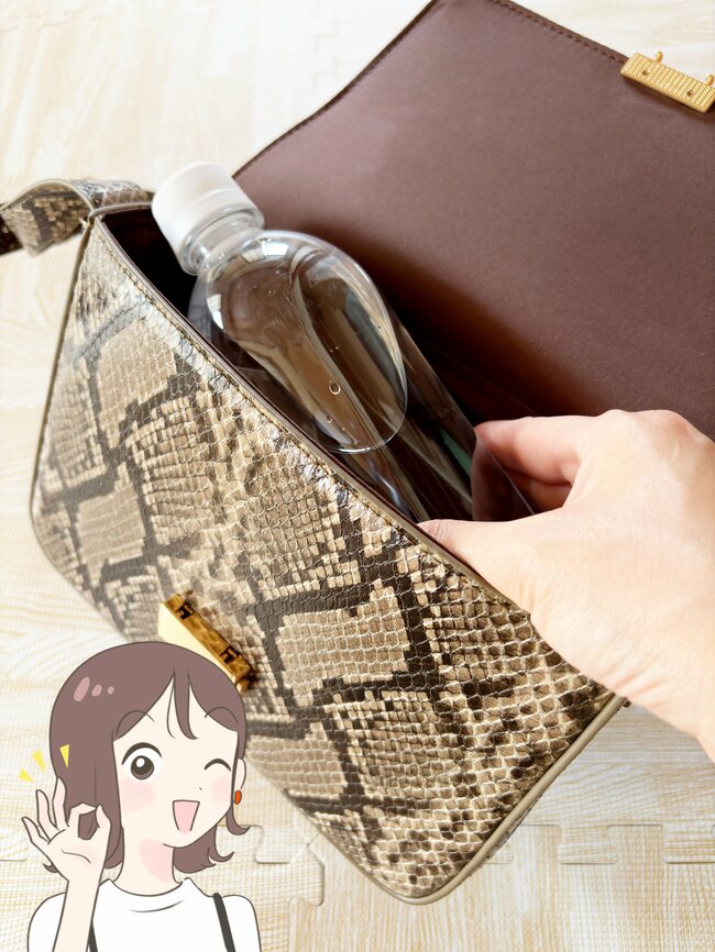 「何でバズってないのか不思議」GUの“2990円バッグ”高見えがスゴい！「お値段以上」「コンパクトに見えるのに意外と大容量」