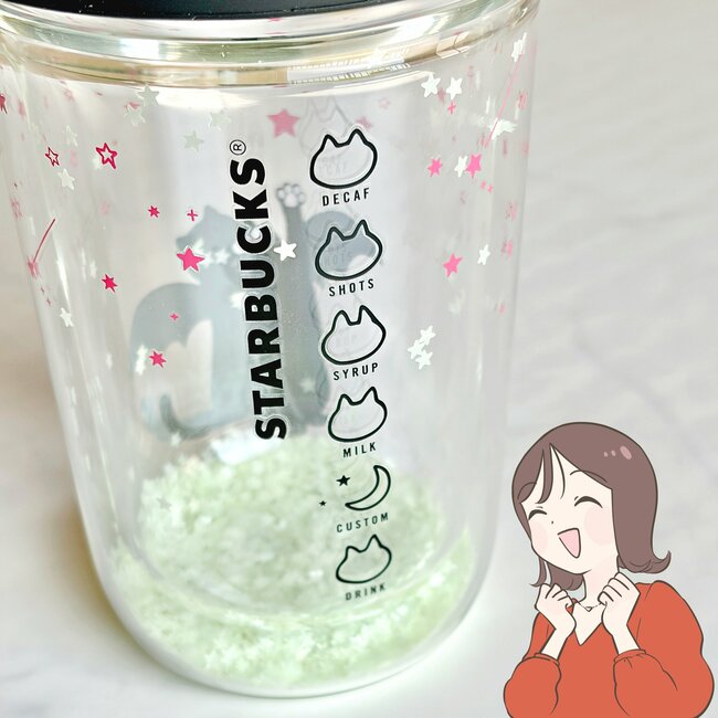 【スタバ】「2店舗目で発見」「かわいすぎる」ハロウィン限定の“幻想的なグラス”猫耳がめっちゃキュート！「めちゃくちゃ好きです」《購入レビュー》