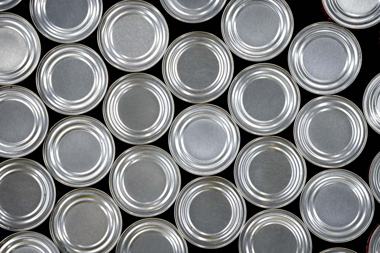 鉄鋼関税引き上げ、米国の缶詰価格に波及へ